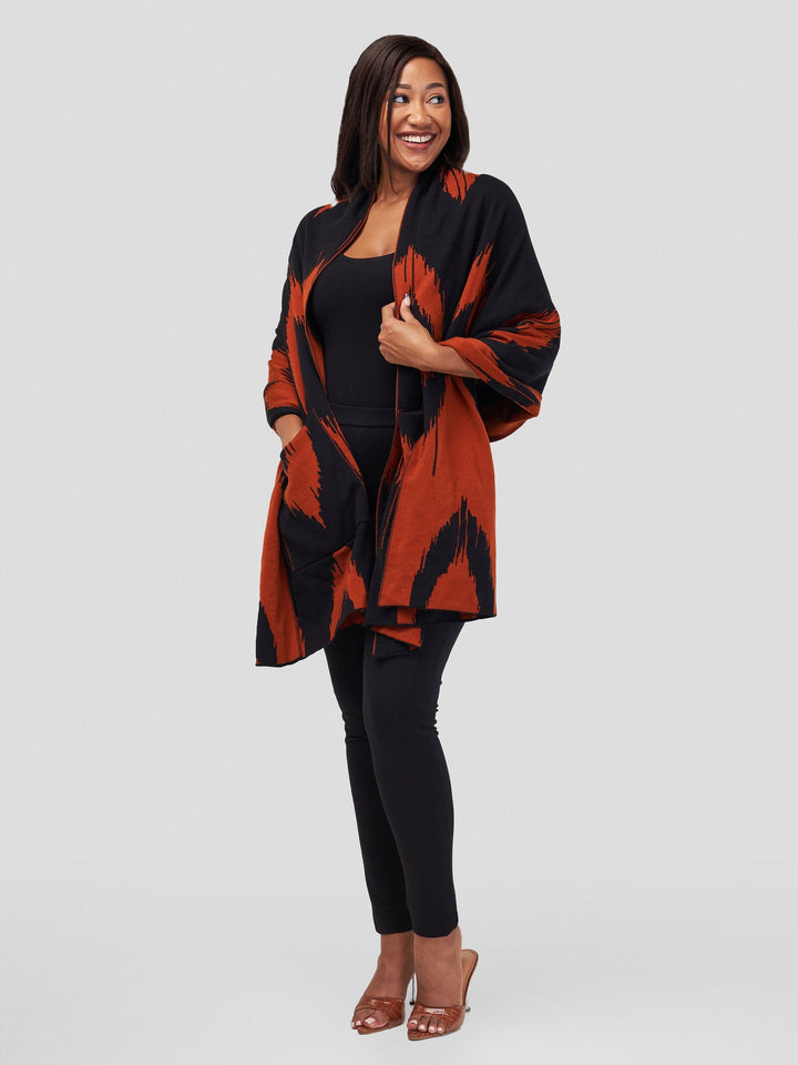 Vivo Reversible Shrug - Black / Rust Pete Print