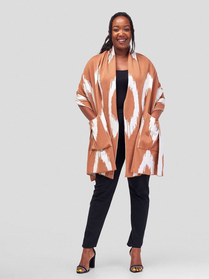 Vivo Reversible Shrug - Caramel / Off White Pete Print