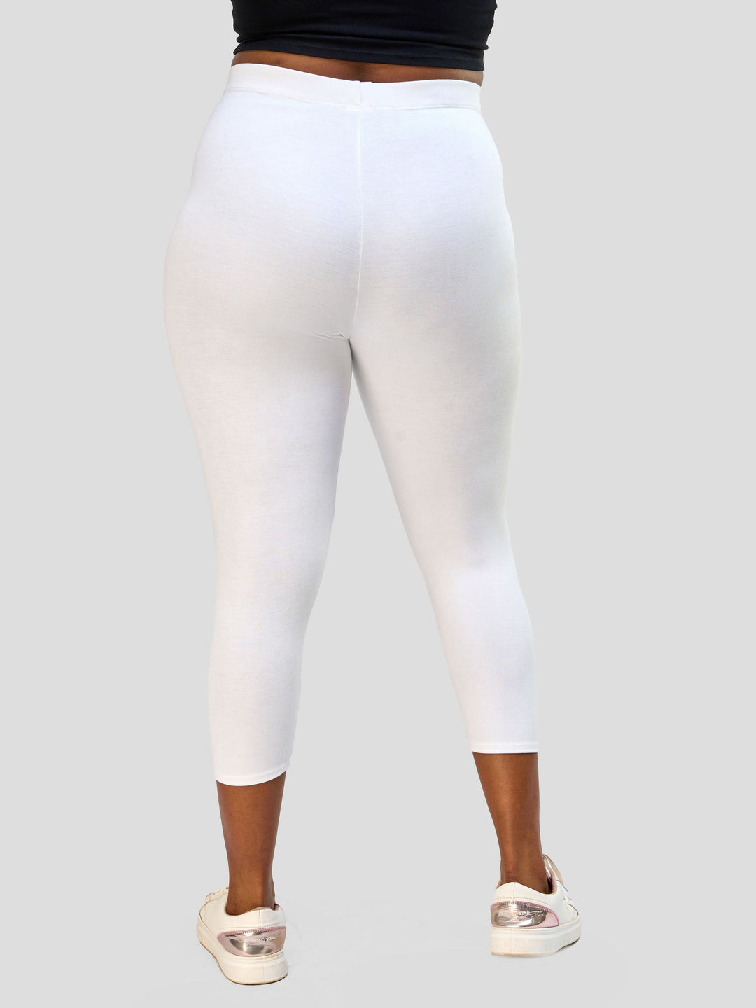 Vivo Essentials Capri Leggings - White