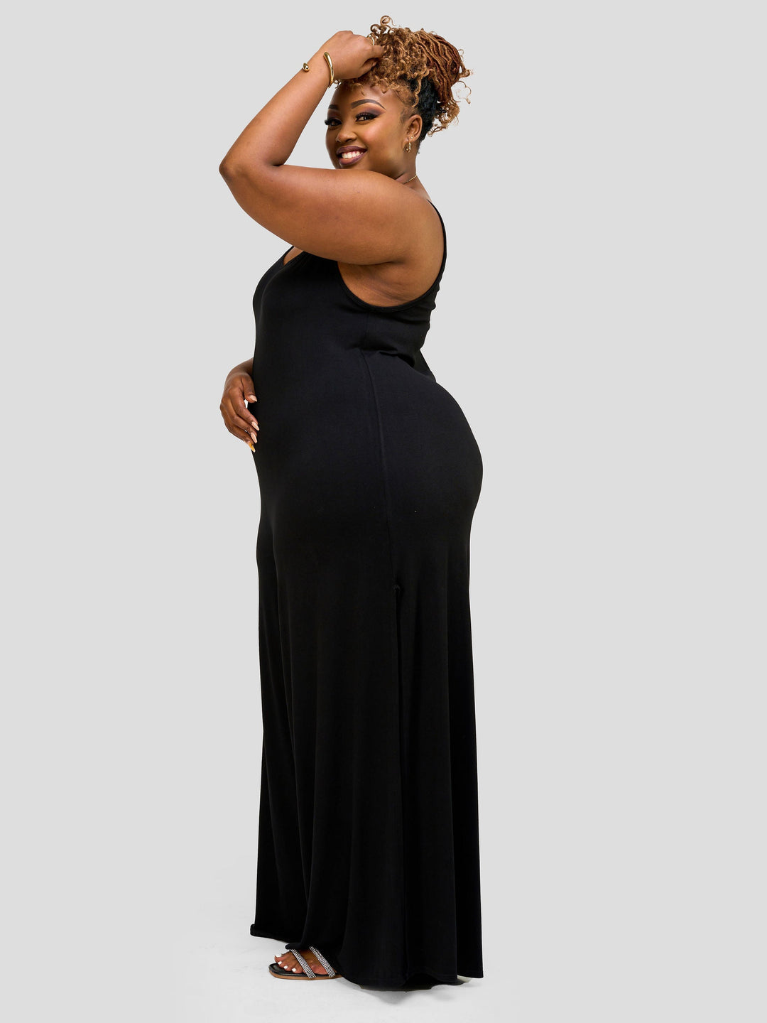 Vivo Essentials Strappy Maxi Dress - Black